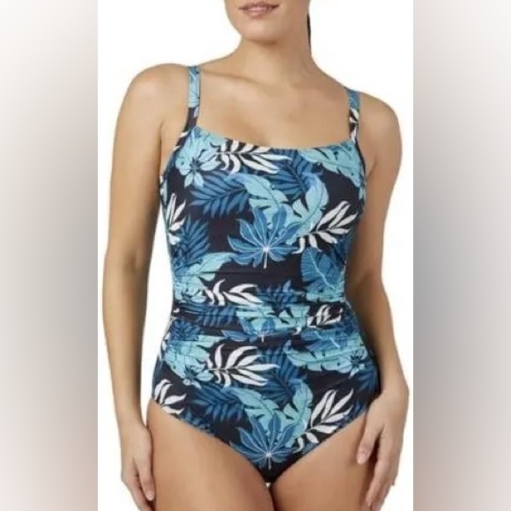 32 Degrees Cool Size S Floral Ruching Detail One Piece Swimsuit. New With Tags